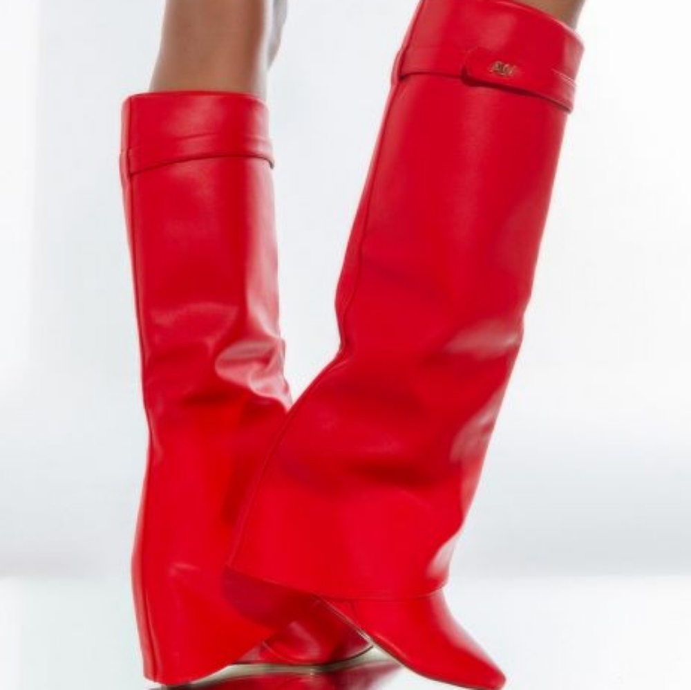 Red wedge fold over boot, worn only once